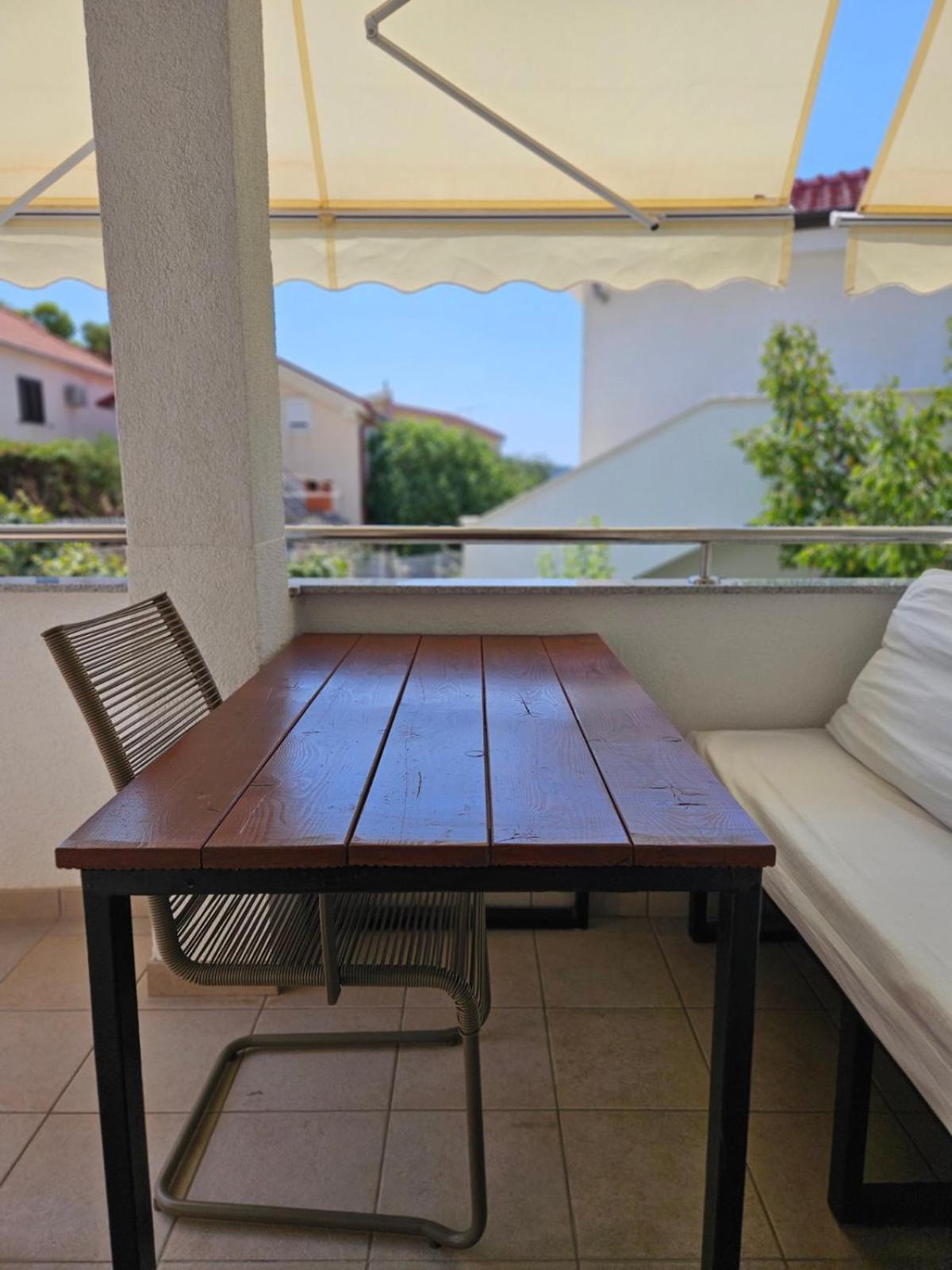 Charming Seaside Apartments Noa & Jakov, Zaboric Sibenik 外观 照片