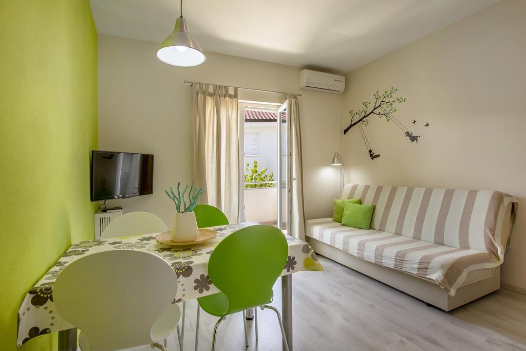 Charming Seaside Apartments Noa & Jakov, Zaboric Sibenik 外观 照片